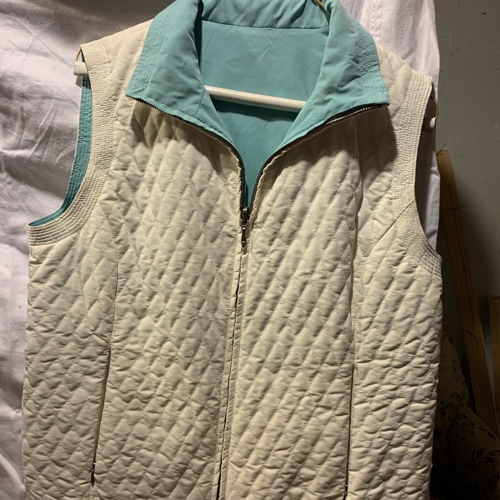 Vest - Picture 3 of 3